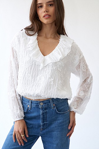 FLOWER APPLIQUE LONG SLEEVES BLOUSE