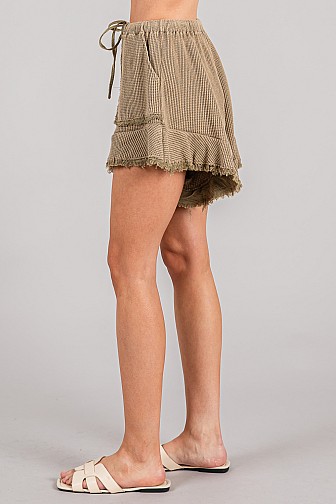 MINERAL WASHED VINTAGE RAW HEM SHORTS